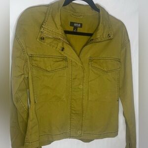 Green Utility Jacket with Contrast Stitching & Front Pockets• Size Small
